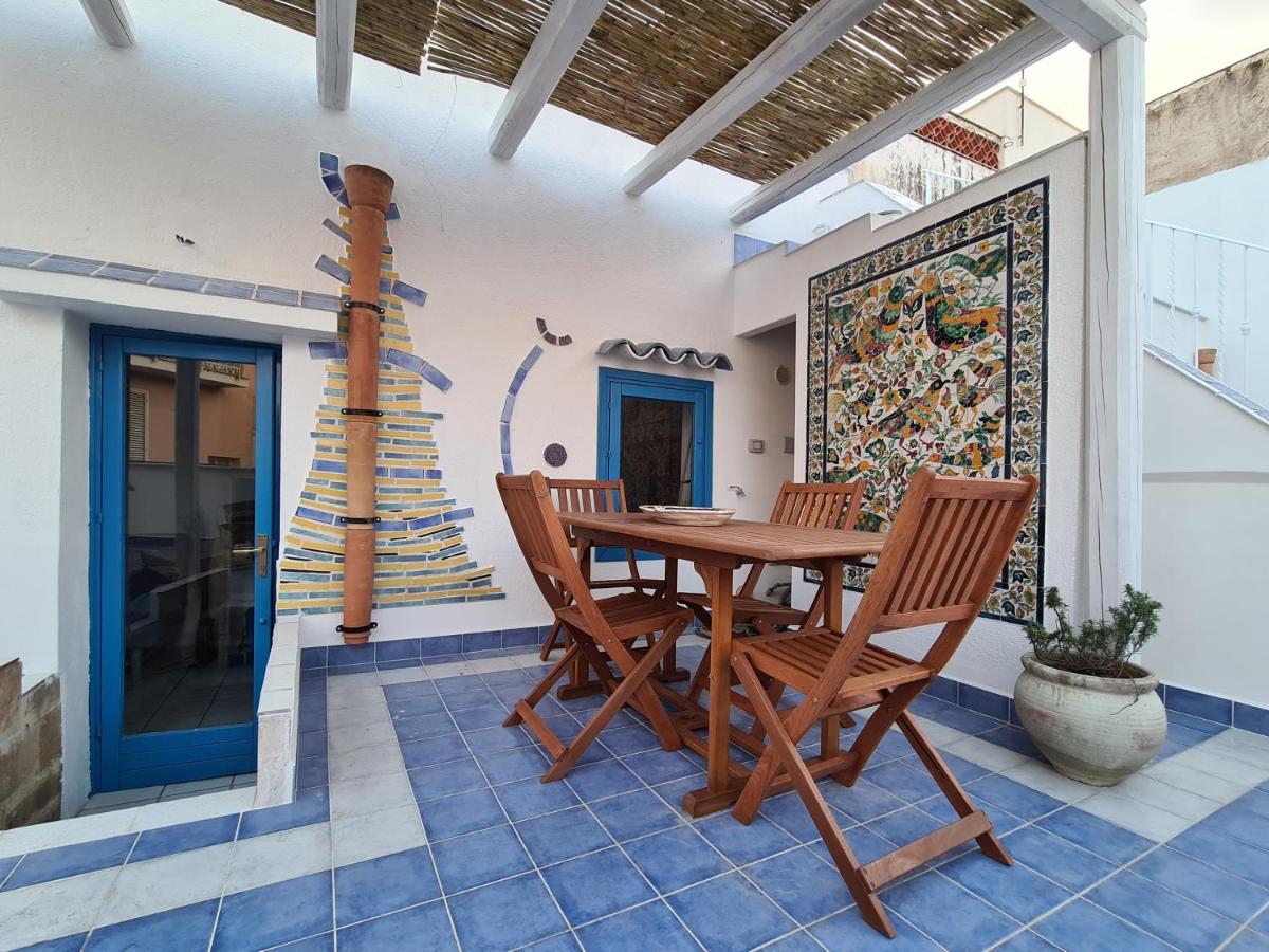 Casa Sul Mare Lejlighed Terrasini Eksteriør billede